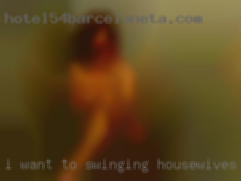 I want to swinging housewives explore my desires. I want to swinging housewives explore my desires.