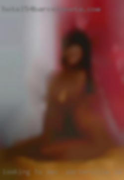 Looking to get out & meet sex in Porterville, CA new people.